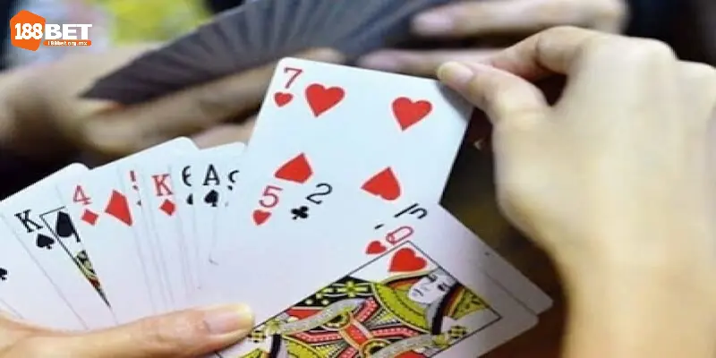 Tiến lên có luật chơi thú vị được yêu thích